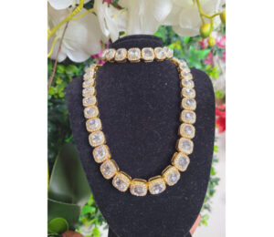 Affordable gold fashion jewelry set , do not change. Do not tarnish